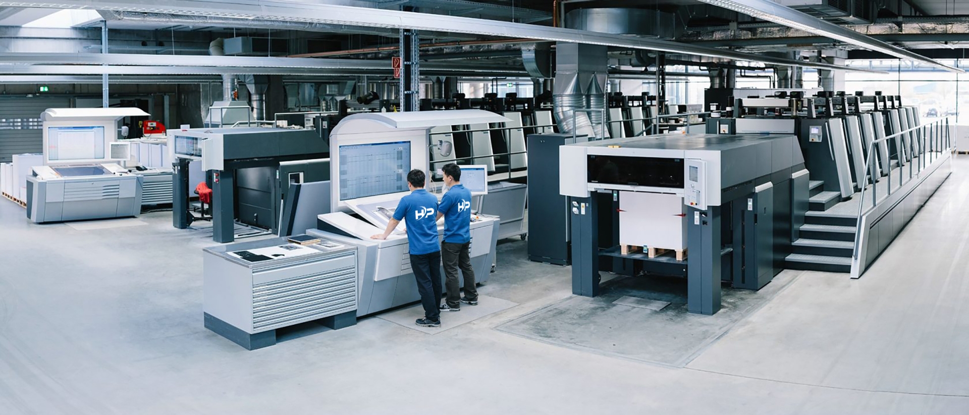 HUNGPHAT INVESTMENT & MANUFACTURING CO., LTD<br> Không ngừng sáng tạo 